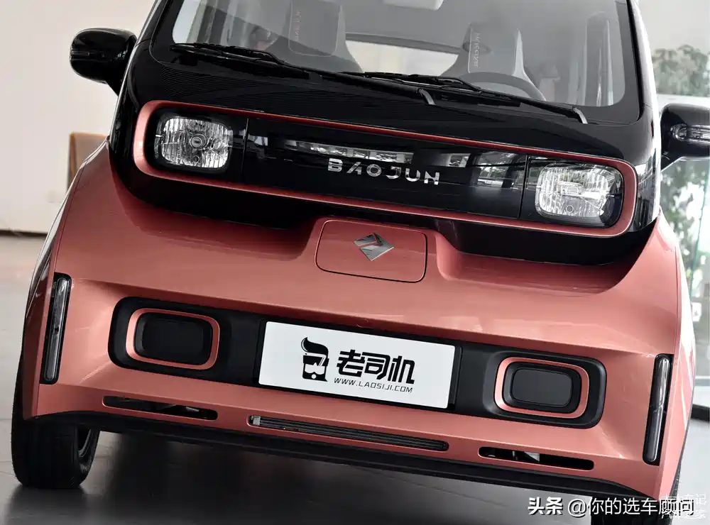 比两厢车还要好停车,续航长带快充价格不到7万起,实拍宝骏e300