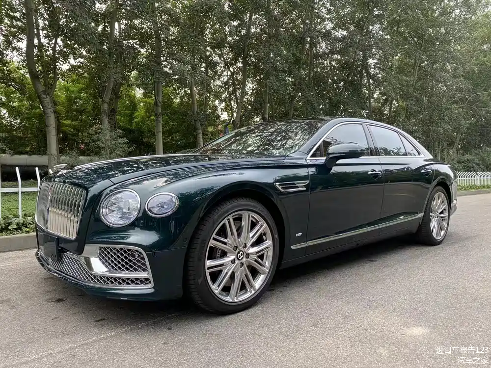 24款宾利飞驰雅度版尊享四座奢华舒适