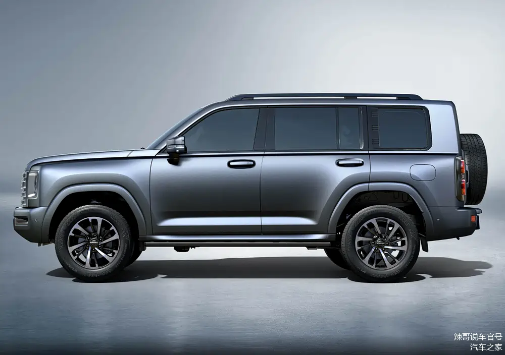 哈弗旗舰suv到店,2.0t汽油/2.4t柴油,车长超5米,配大5座/7座