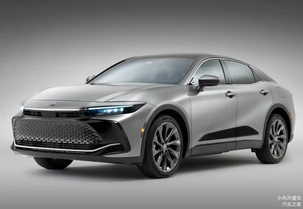 丰田皇冠发布,配两大中控屏,科技感拉满_车家号_发现车生活_汽车之家