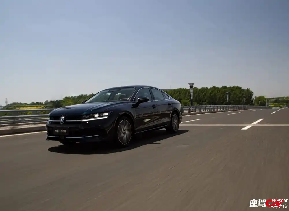 迈腾的青春风暴|试驾一汽-大众全新一代迈腾