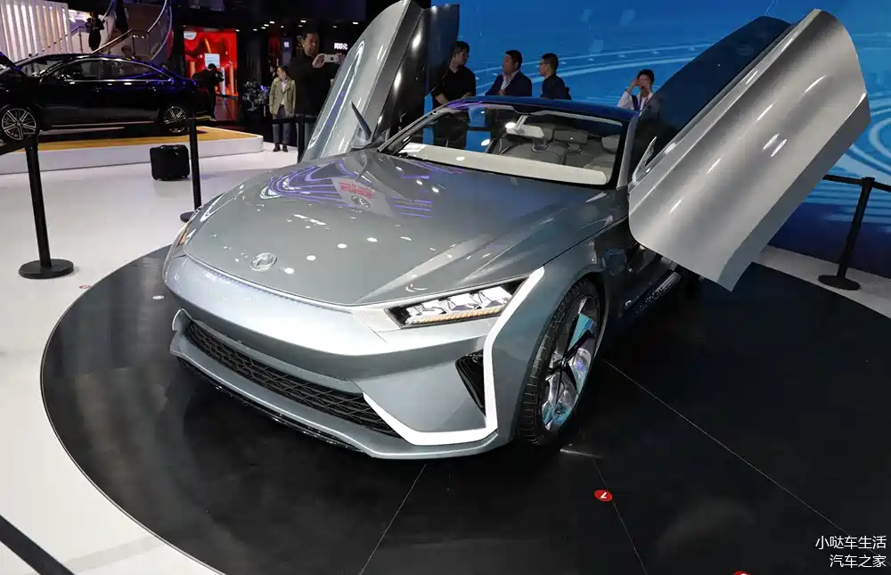 东风奕派007:美貌与实力并存的新能源汽车