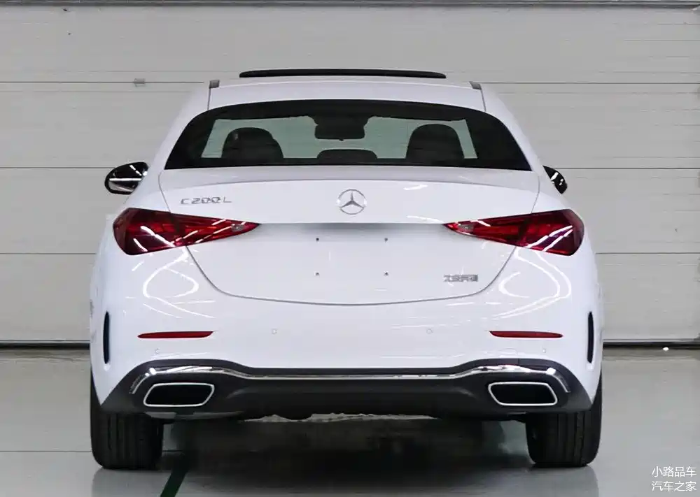 2021上海车展:全新国产奔驰c级正式亮相