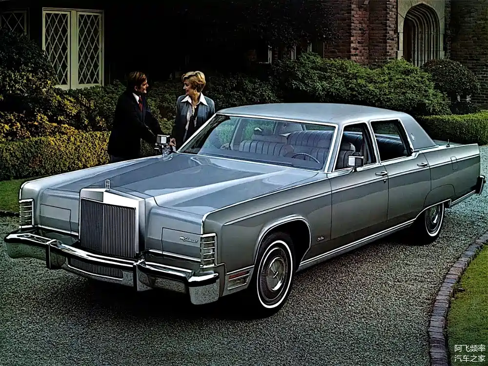 80年代美国黑帮必备!1979年林肯continental(大陆)