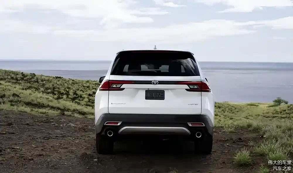 俗称超级汉兰达!搭2.4t混动,配四驱,尺寸媲美大众途昂!