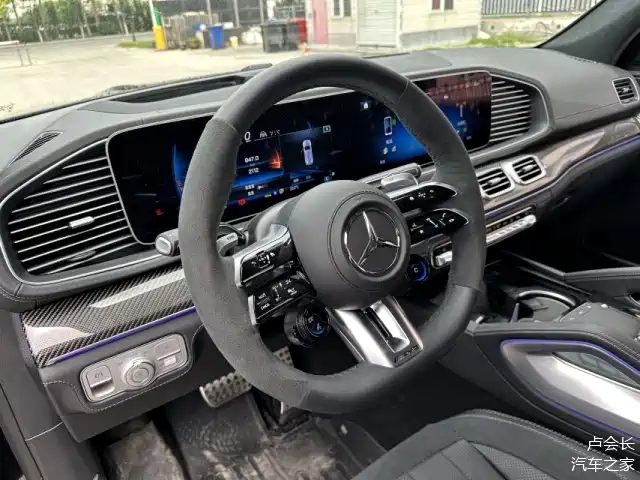 奔驰gls63 24款 最新款   售价210.00万