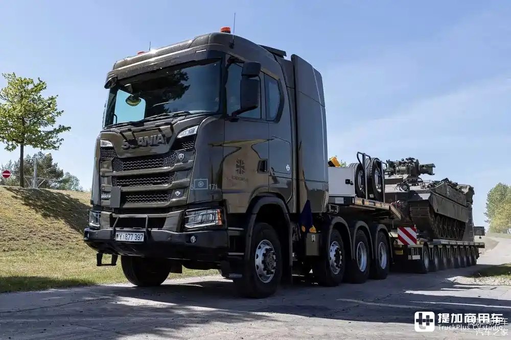 首先,斯堪尼亚卡车提供了强大的动力性能,650匹马力的动力比德国双雄