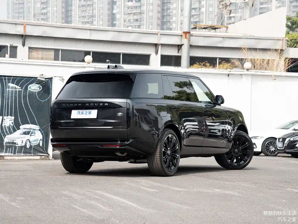 路虎揽胜:静态之美与动态力量的完美融合