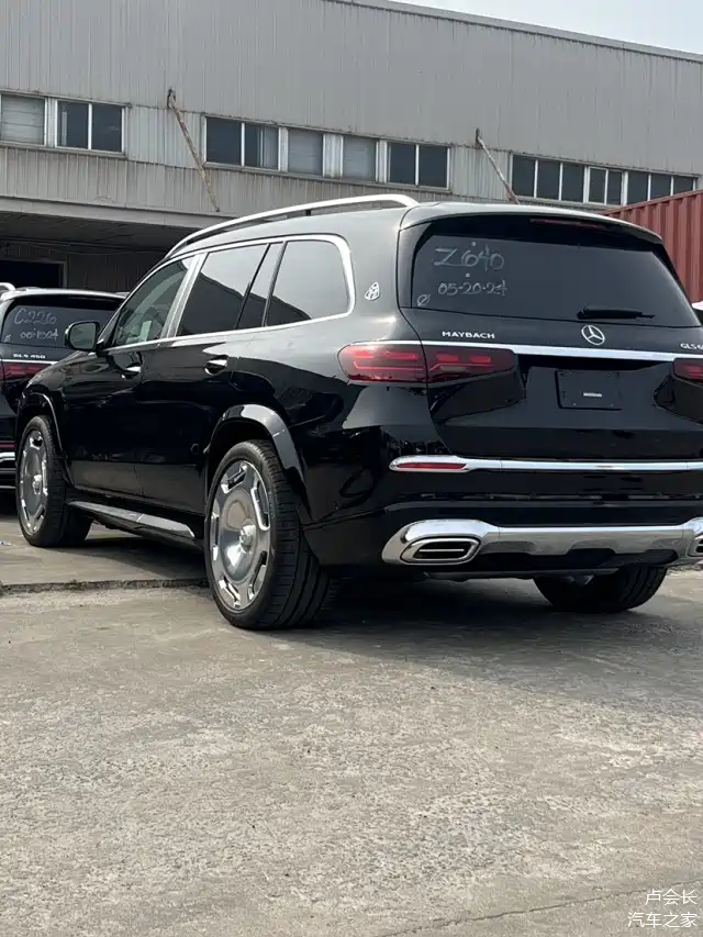 迈巴赫gls600 24款 售价￥318.00万