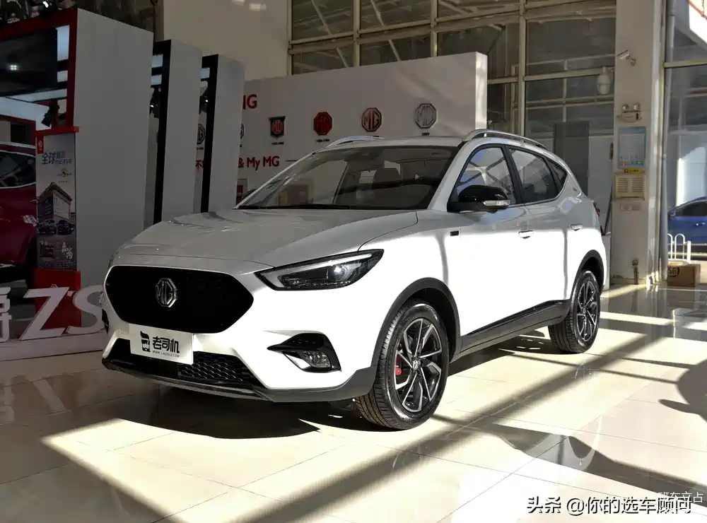 10万的suv还带主动安全和车联网有自动挡带你看名爵zs