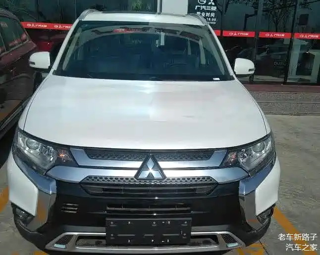 2020款广汽三菱欧蓝德实车到店,将于明天上市,配适时四驱 cvt