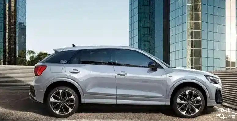 奥迪suv跌破底价!从22万跌至12万多,动力强劲油耗低.