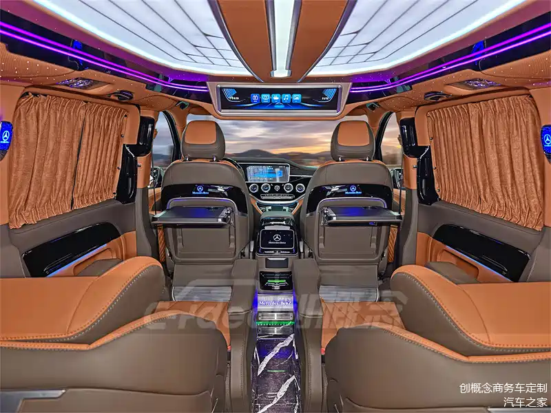 奔驰威霆定制个性七座内饰,这效果没有谁能拒绝