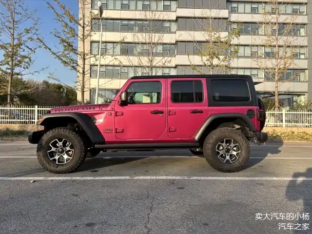 平行进口jeep牧马人罗宾汉 草莓粉现车介绍