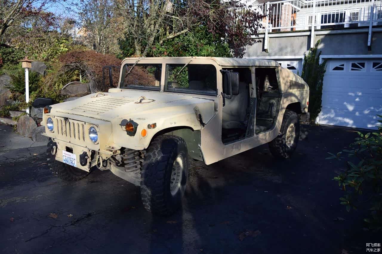 美军的悍马退役后开启平民生活，只卖美国公民的AM General M1114_车家号_汽车之家