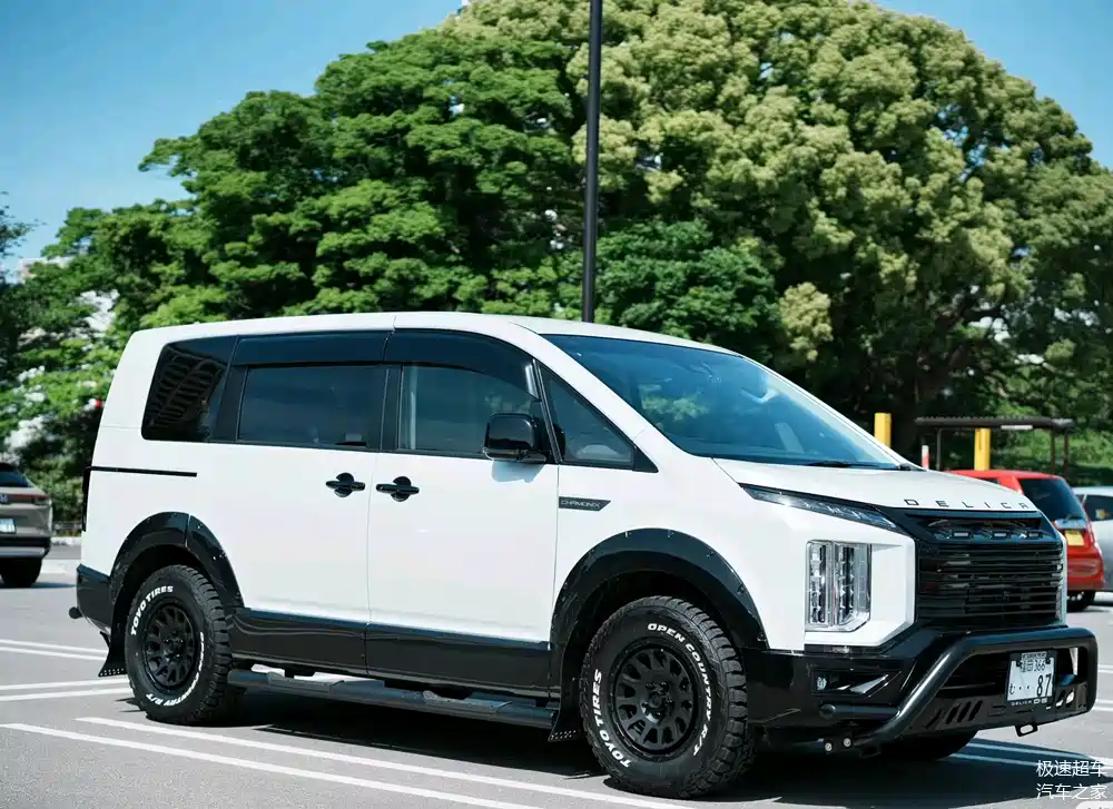 三菱得利卡四驱版亮相,性能卓越超乎想象