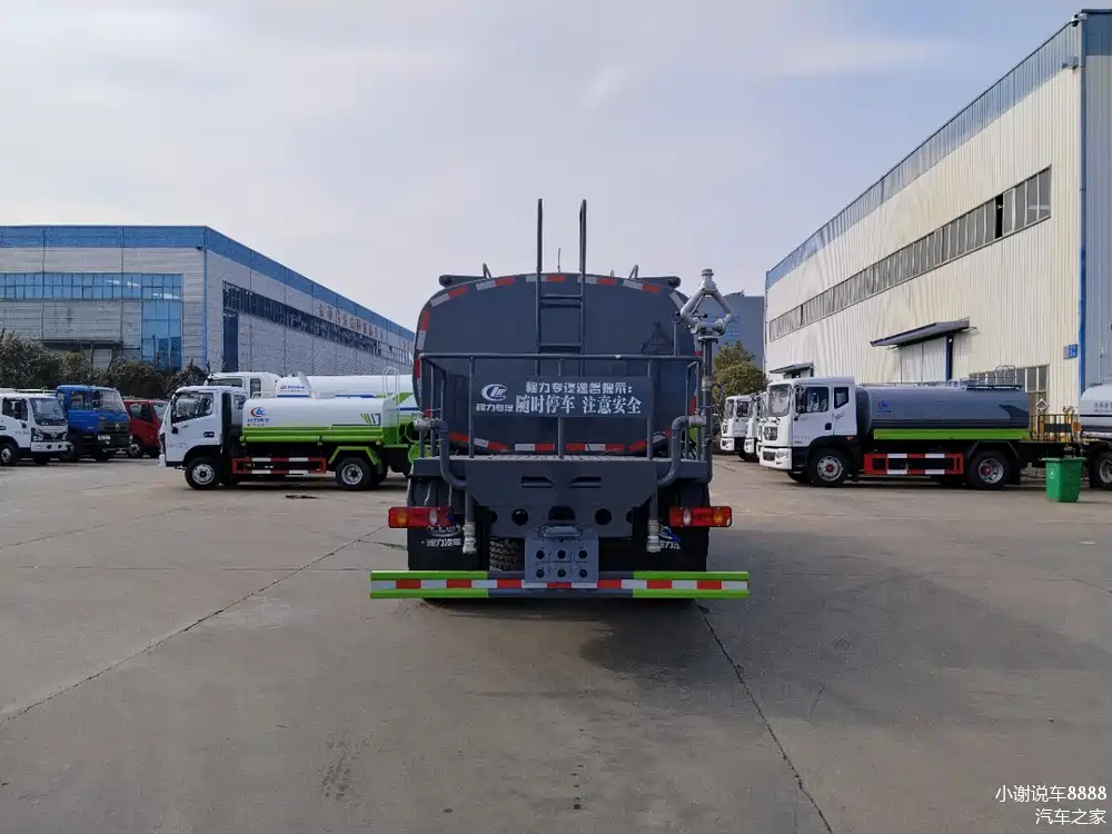 东风华神t5洒水车,容积15方