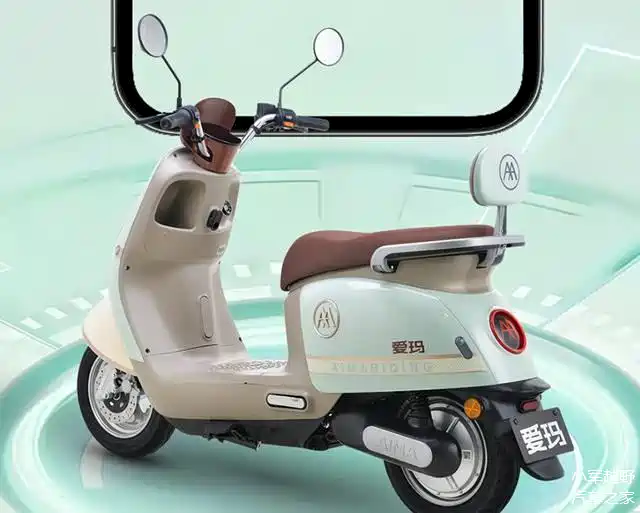 爱玛新款电动车亮相,温润好看,配72v大电池.价格不到2900块