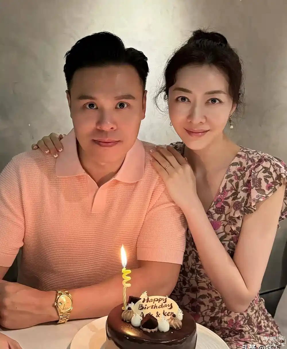 图片来自网络和一些富二代炫耀财富不同,郭可颂非常低调,不出现在公众