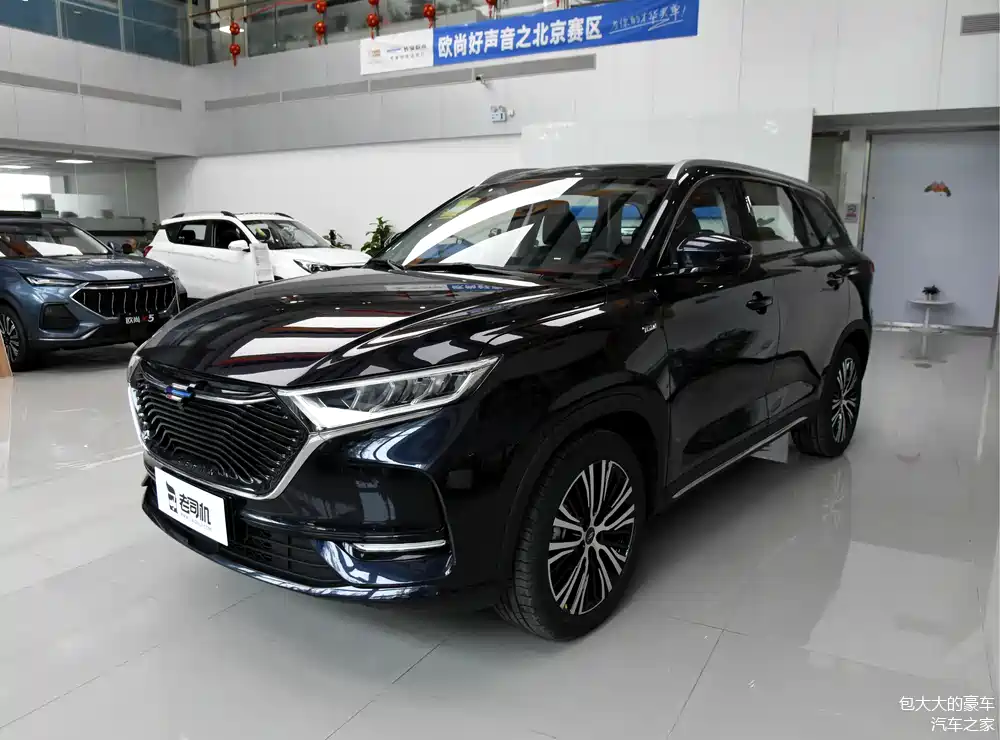 高性价比,大空间高颜值,前脸像玛莎,实拍长安欧尚x7