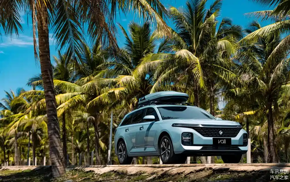 售7.98-10.58万元大平层休旅车新宝骏valli上市