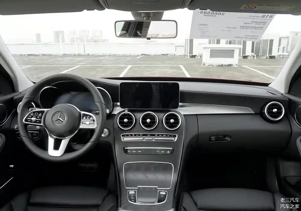 只是取消了奔驰c200车型,我所购买的这款车型属于是一台1