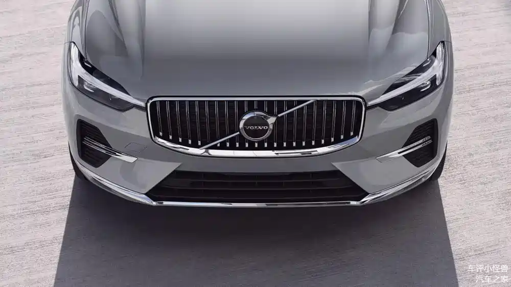 汽车里的"安全带",2025款沃尔沃xc60亮相