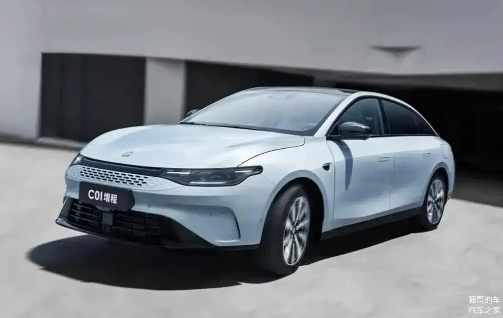 超强六边形战士!零跑c11领跑新能源汽车中端市场