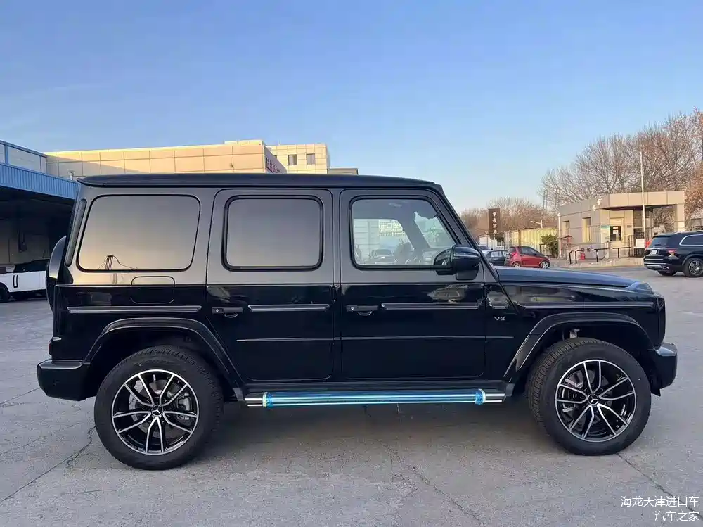 23款欧规奔驰g500  黑/黑棕双拼205万谈 送车衣