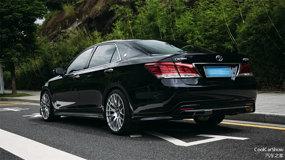 想让这台皇冠恢复自己想要的模样,那就必须是改日规马杰斯塔majesta