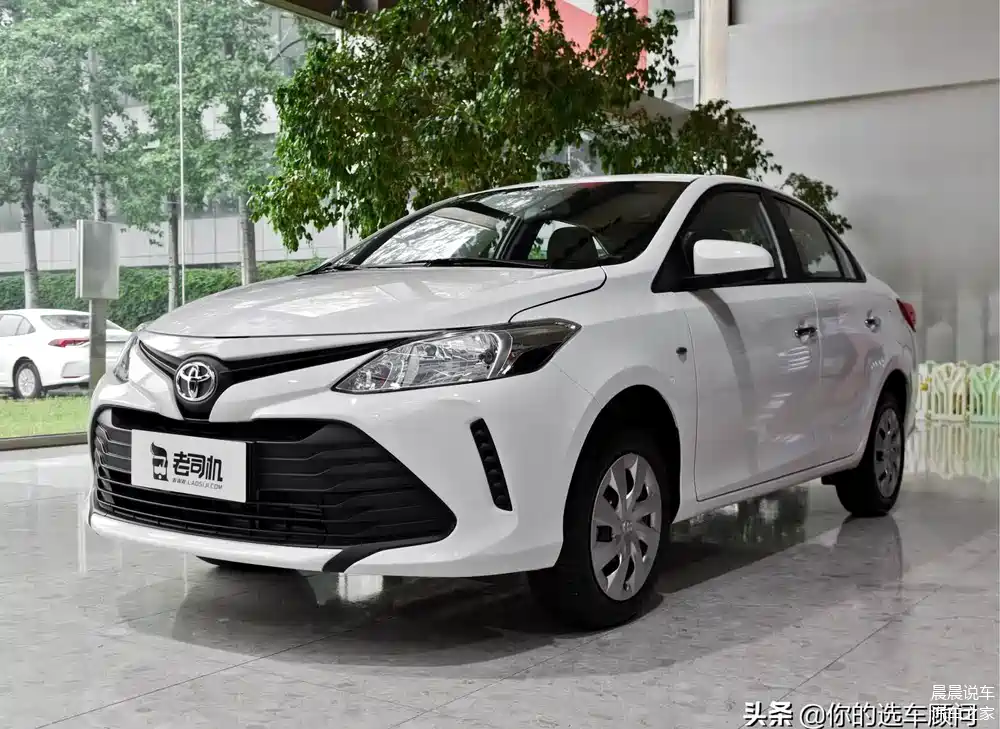 38万元,还配有一键启动,实拍丰田威驰