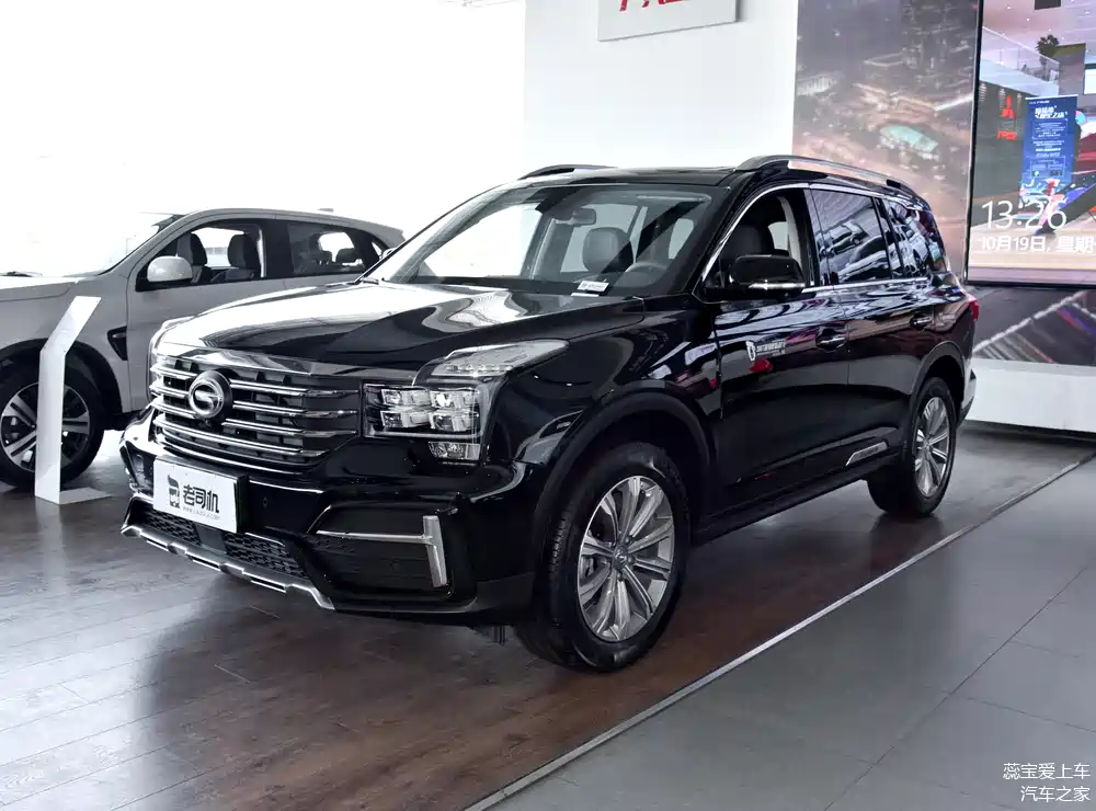 外观特别大,7座四驱国产高性价比suv,带你看广汽传祺gs8