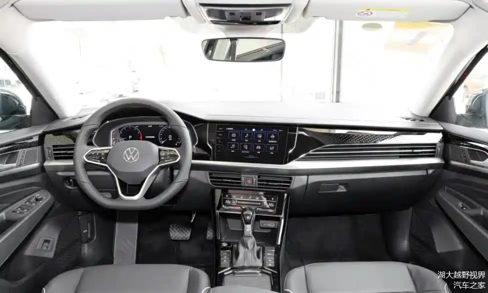 兼顾商务与运动,单月销售17253台,这款大众产品很受消费者欢迎