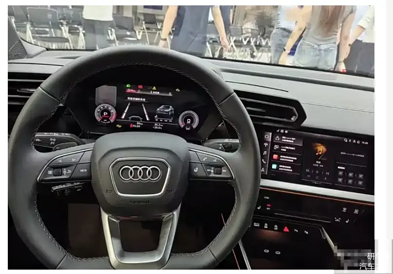 新款奥迪a3l走下产线:中期改款,魅力升级