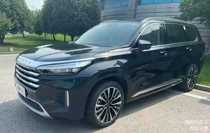 全新星途vx现身,黑色车身很大方,1.6t轰出197马力或配四驱系统