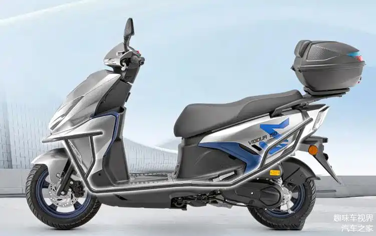 钱江全新小型平踏板摩托上市,多种配色可选,油箱容积为6升