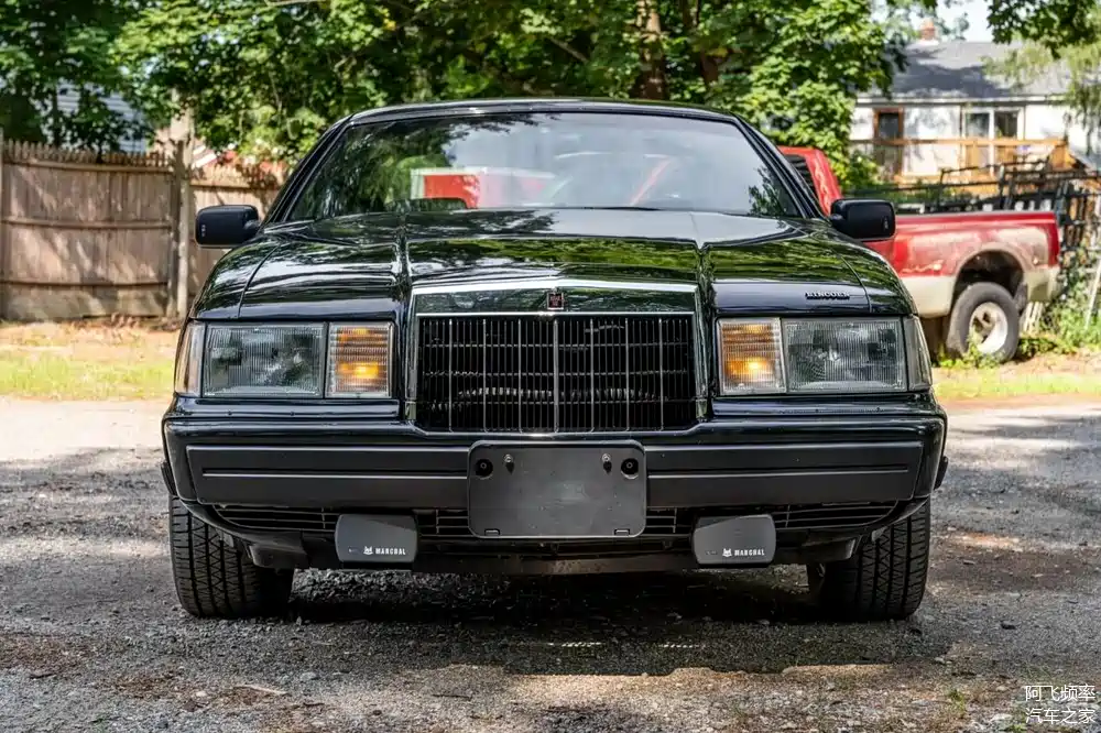 1992年的林肯大陆markvii豪华跑车使用32年后竟然没人要