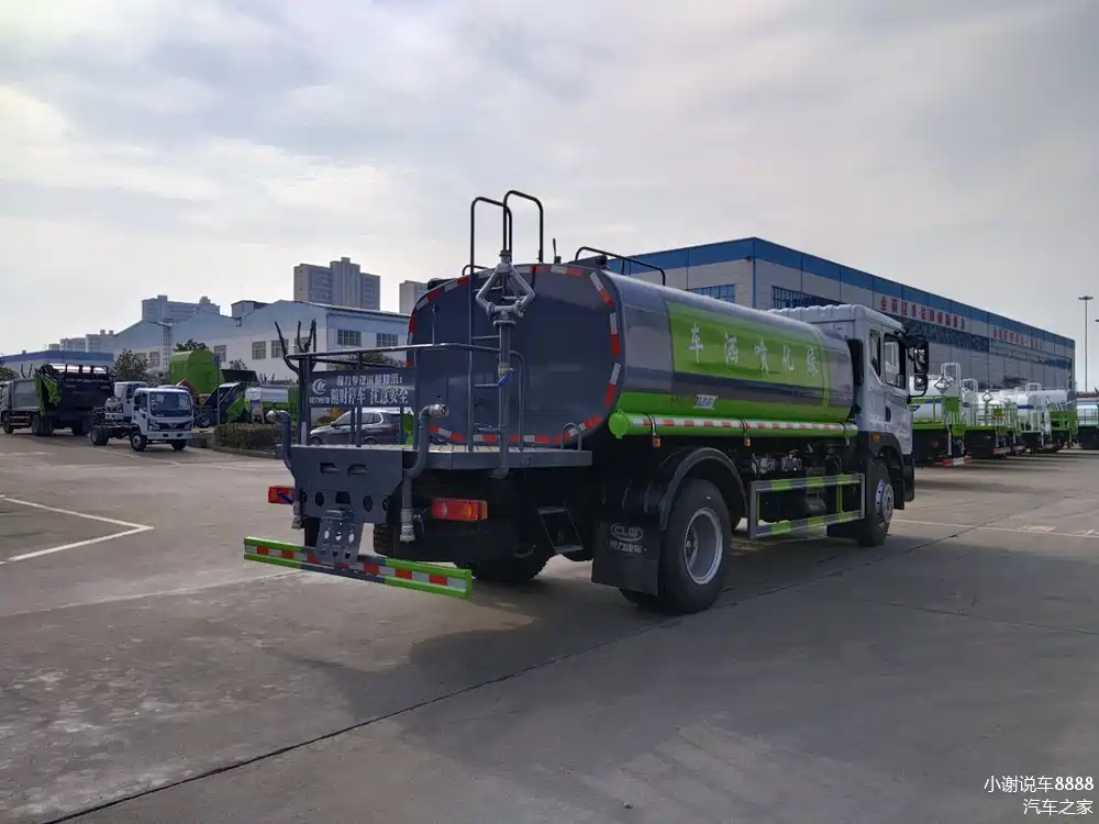东风华神t5洒水车,容积15方