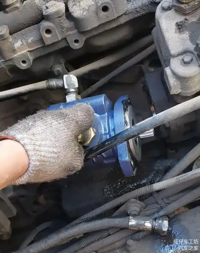 更换方向助力泵需要排空气吗?