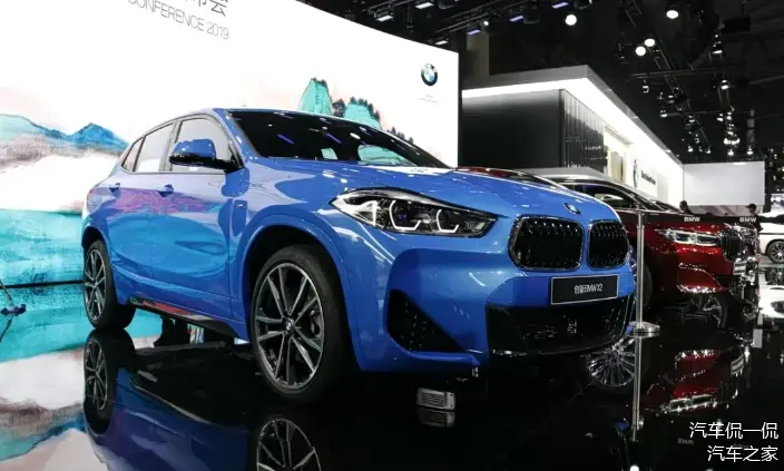 宝马x2大跳水,直降近半价,2.0t高配仅18万起,速来抢购