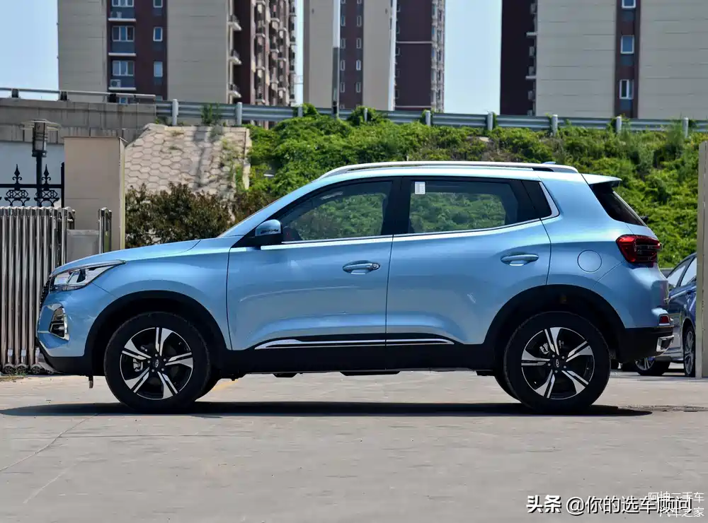 10万不到买自动挡suv,空间比合资车还要大,奇瑞瑞虎5x