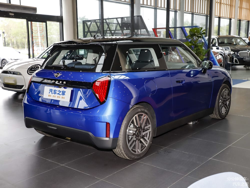 14.88万宝马mini电动版,值得入手吗?