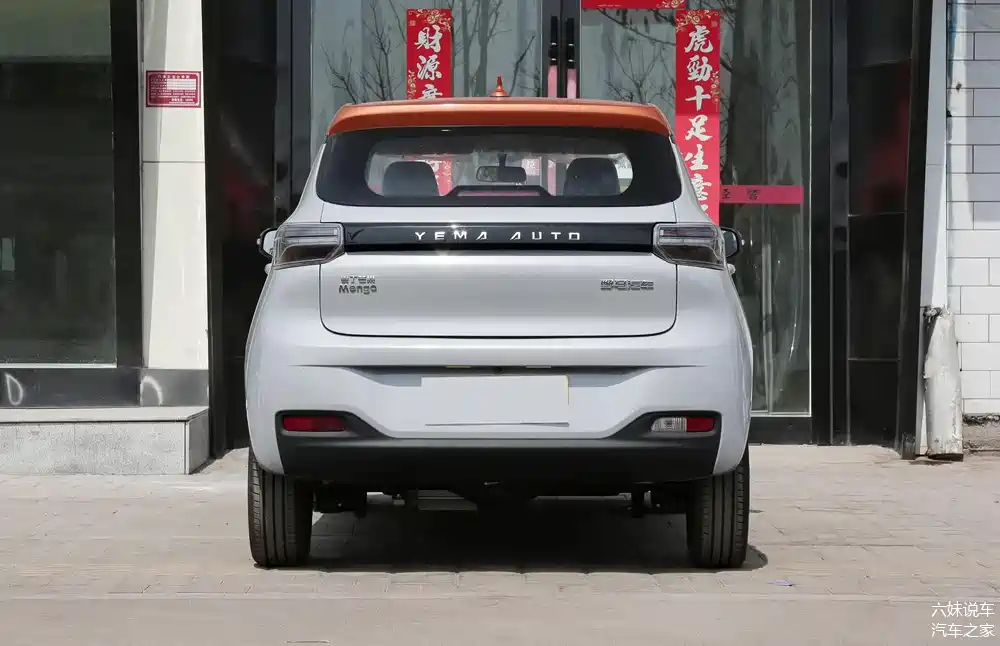 续航更长空间更大,很好养活的低价代步小车,好开好停,雷丁芒果