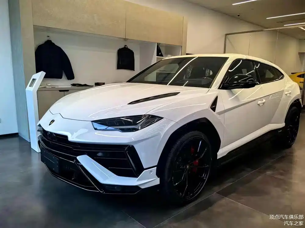 兰博基尼urus 白色现车