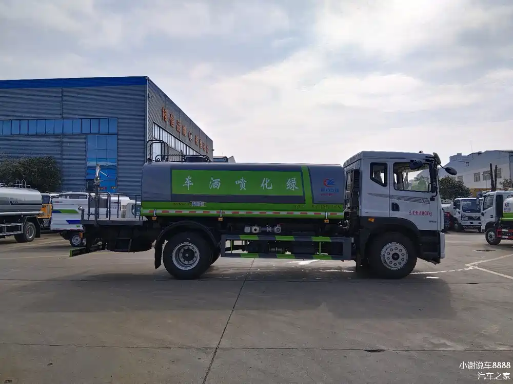东风华神t5洒水车,容积15方