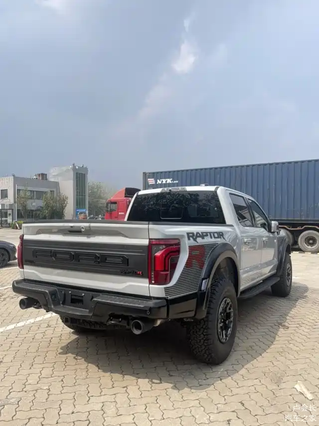 福特f150 24款 5.2t raptor 猛禽r ￥155.00万
