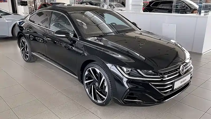 2021款大众cc到店实拍全方位了解后值不值得买自己定