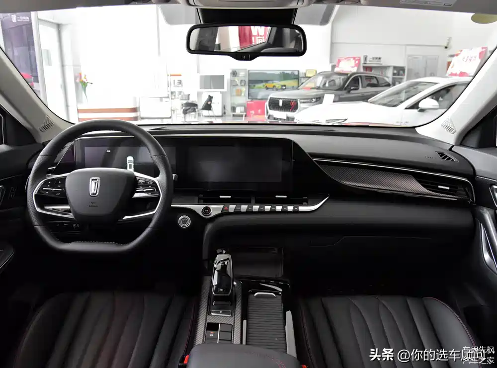 6.6l油耗的实惠suv,空间领先,养车成本低,带你看一汽奔腾t55