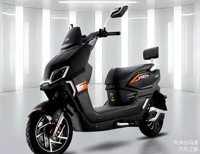 绿佳推出一款大马力电动车,搭载2000w极速电机,72v跑120公里!