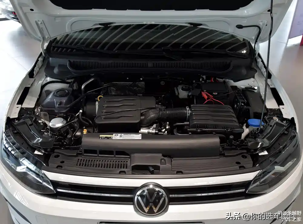 大众下面带字母好开好用好停车实拍polo